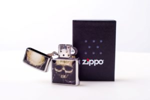 Zippo Tattoo-Skull silber by Andy Engel